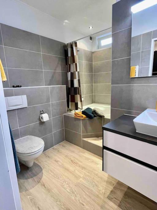 Studioappartement Mit Privatgarten In Ruhiger Wohnsiedlung Neumünster Esterno foto